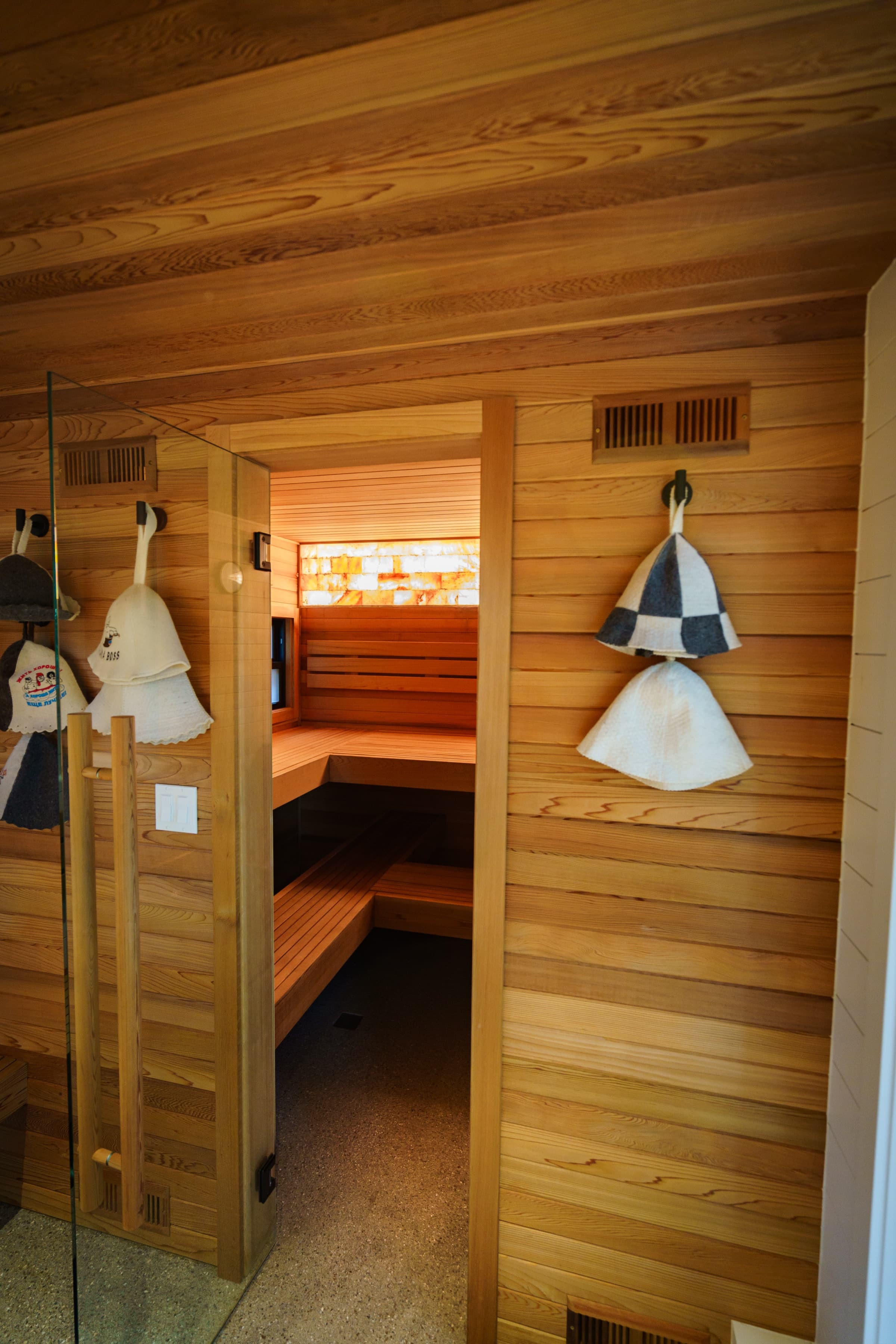 Sauna interior view through cedar doorway